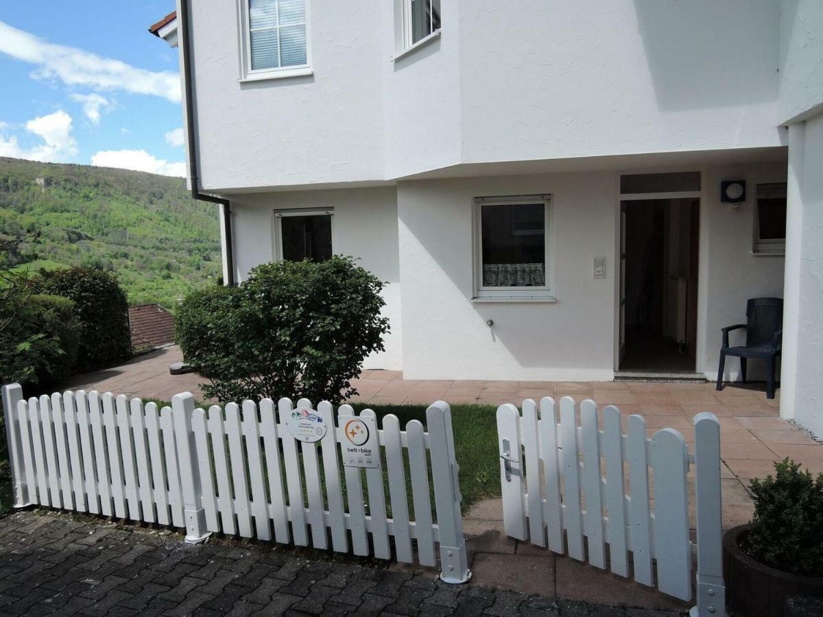 Haus Eisele Lägenhet Bad Urach Exteriör bild
