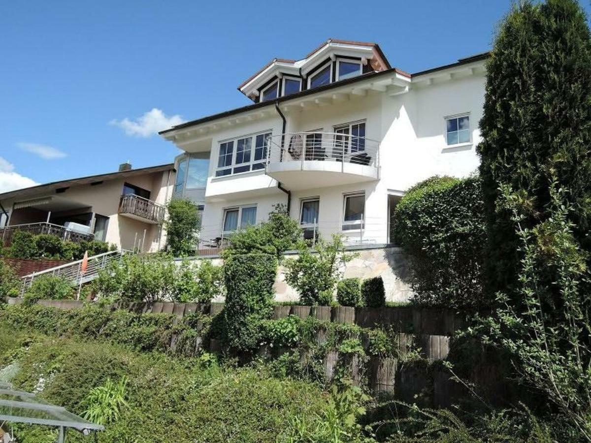 Haus Eisele Lägenhet Bad Urach Exteriör bild