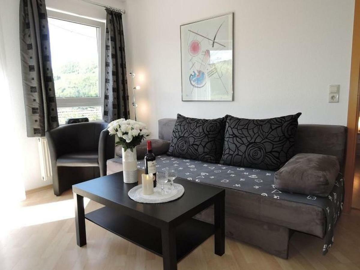 Haus Eisele Lägenhet Bad Urach Exteriör bild